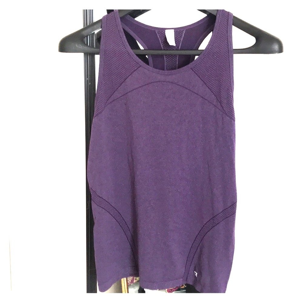 Athletic tank top
